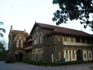 Outside view of the main building of Fergusson College in Pune