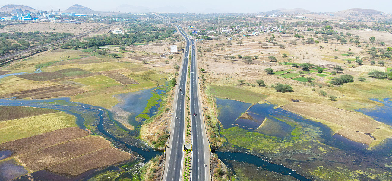 Toyota Fortuner on rent in Nashik