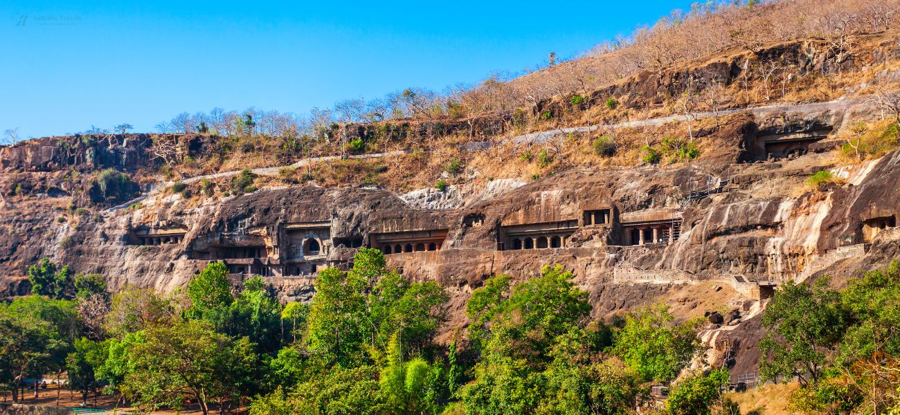 Toyota Fortuner on rent in Aurangabad/Sambhajinagar